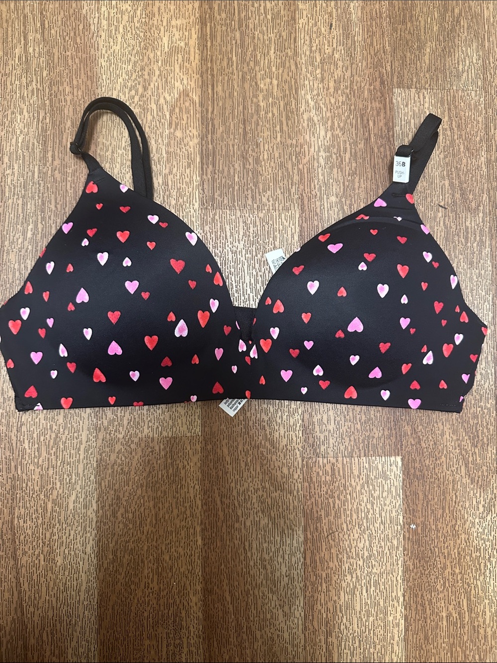 NWT PINK Victoria's Secret Wear Everywhere Push-Up Wireless Black Hearts Bra 36B